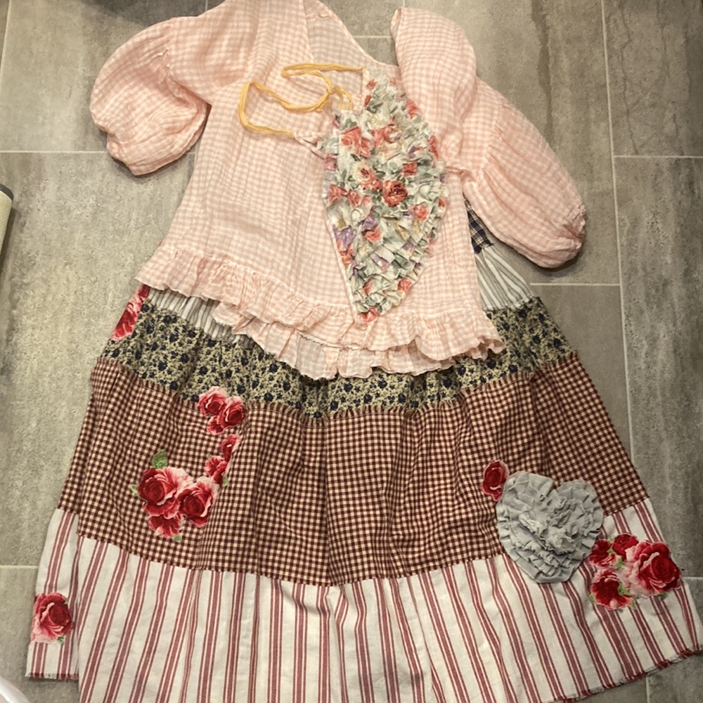 Jabot, magnolia pearl similar. Look alike ruffles colorful - Picture 14 of 16
